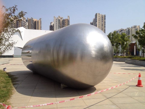 展望作品《大藥丸》
