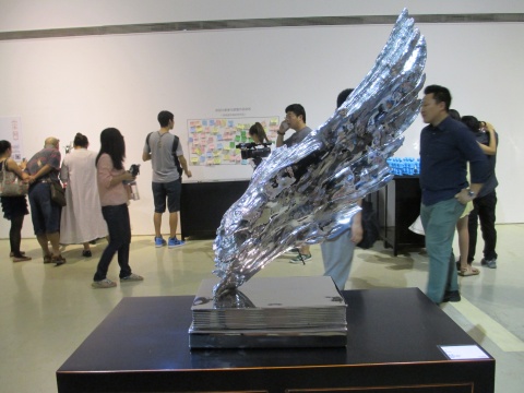 作品《飛》
作品《飛》