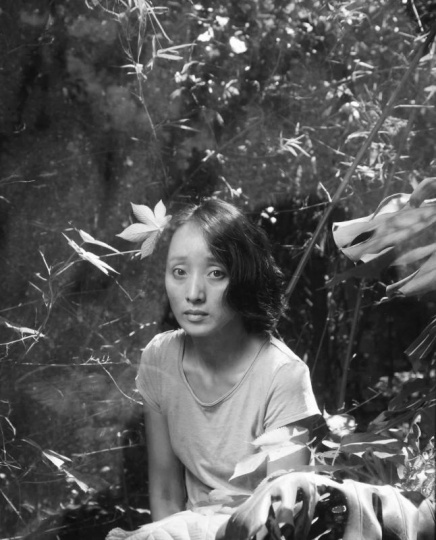 向京 與畫廊合作或者拒絕與畫廊合作，都是因?yàn)槲以谡J(rèn)真對(duì)待這件事