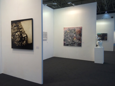 “畫東亞藝術(shù)的地圖——日韓當(dāng)代青年藝術(shù)家邀請(qǐng)展”展覽現(xiàn)場(chǎng)
