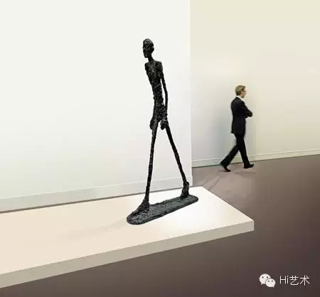 賈科梅蒂作品《行走的人》拍賣成交價格近1.04億美金
