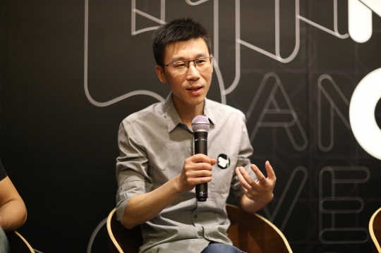 《美術(shù)》雜志副主編、常青藤計(jì)劃2018總策展人盛葳發(fā)言
