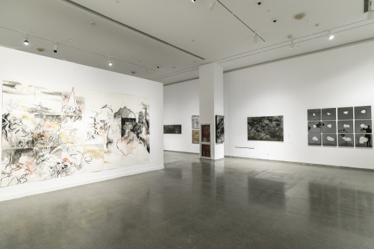“Good News & Bad News”展覽現(xiàn)場
