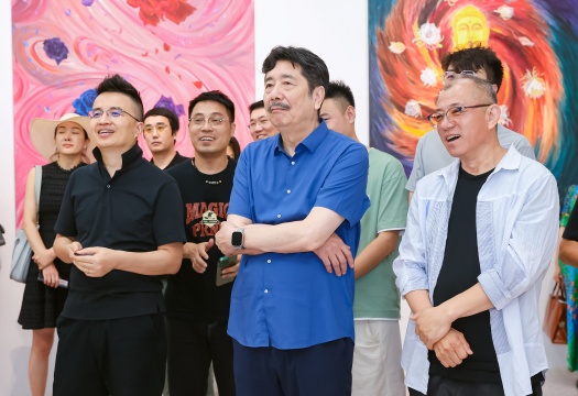 左起：展覽美術設計孫文彬、魯迅文化基金會會長周令飛、魯迅美院動畫與傳媒學院前院長王亦飛
