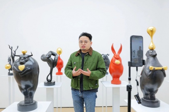“峰生水起” 2024 - 朱峰十二生肖雕塑作品展 盛大開幕