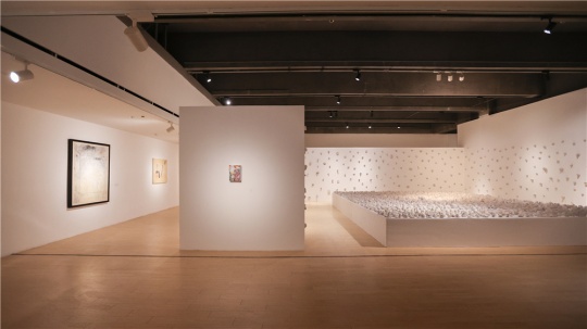 “時代鏡像——黃君輝作品展”，寒山美術(shù)館展覽現(xiàn)場，2025
